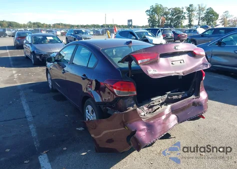 2018 Kia Forte Lx z USA, uszkodzony, nr VIN 3KPFL4A73JE248711